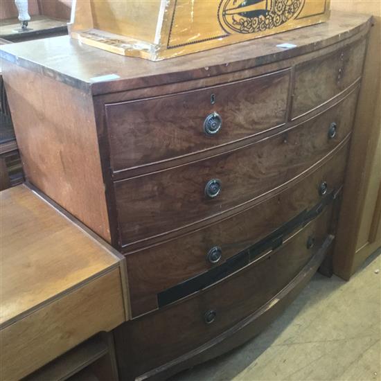 Regency mahogany bow front chest of drawers(-)
